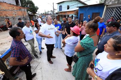 Obras em andamento - Drenagem e pavimentação na passagem Fé em Deus, bairro do Mangueirão