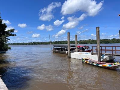 Comitiva do BID em Belém - Visita a escolas das ilhas Grande e Combu