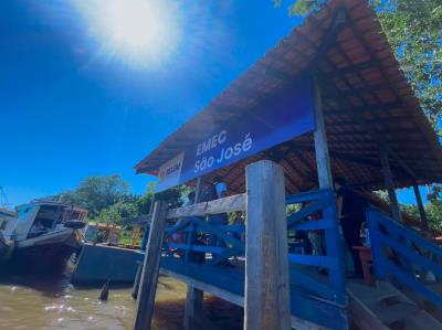 Comitiva do BID em Belém - Visita a escolas das ilhas Grande e Combu