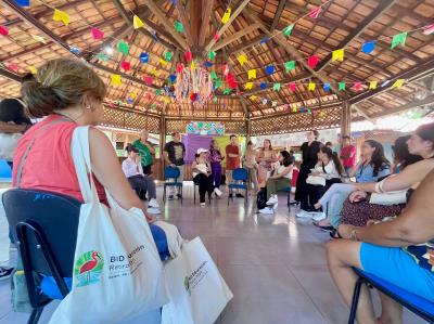 Comitiva do BID em Belém - Visita a escolas das ilhas Grande e Combu