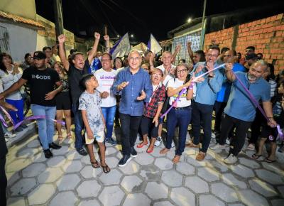 Obras concluídas - Drenagem e pavimentação de ruas no bairro Mangueirão