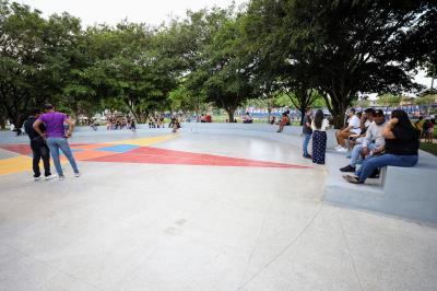 Obra concluída - Reforma e revitalização da praça Dom Mário Villas Boas