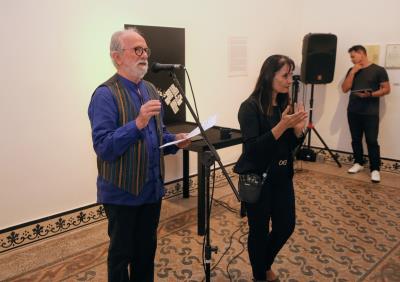 Exposição no Mabe homenageia o poeta e escritor João de Jesus Paes Loureiro