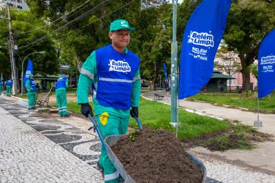 Belém Limpa - Mutirão de limpeza chega a 22 praças da cidade