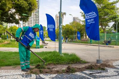 Belém Limpa - Mutirão de limpeza chega a 22 praças da cidade