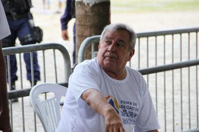 Feira de Adoção de Cães e Gatos atrai moradores do bairro da Marambaia