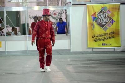 Programação Cultural Junina 2017 lota o ginásio da Tuna Luso