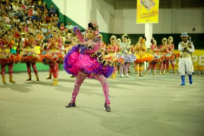 Programação Cultural Junina 2017 lota o ginásio da Tuna Luso