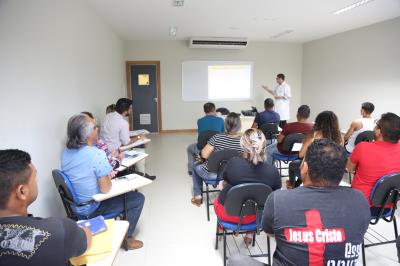 Batedores de açaí capacitados pela Secon planejam empreendimentos