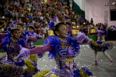 Onze grupos se apresentam no último dia do concurso de quadrilhas