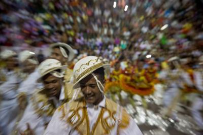 Onze grupos se apresentam no último dia do concurso de quadrilhas
