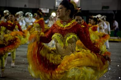 Onze grupos se apresentam no último dia do concurso de quadrilhas