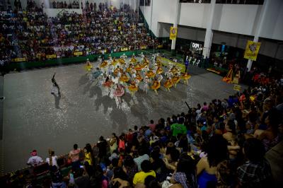 Onze grupos se apresentam no último dia do concurso de quadrilhas