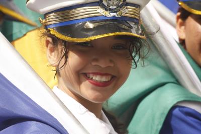 Cultura de paz é tema de desfile escolar infantil no bairro da Pedreira