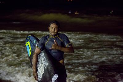 Surf noturno de água doce é novidade no Campeonato Paraense
