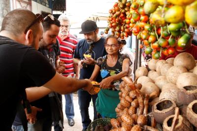 Ver-o-Peso recebe visita de convidados do Encontro Mundial das Cidades Criativas