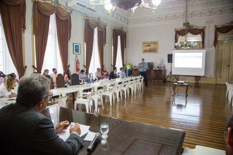 Engenheiros apresentam diagnóstico sobre obra do muro de contenção de Mosqueiro