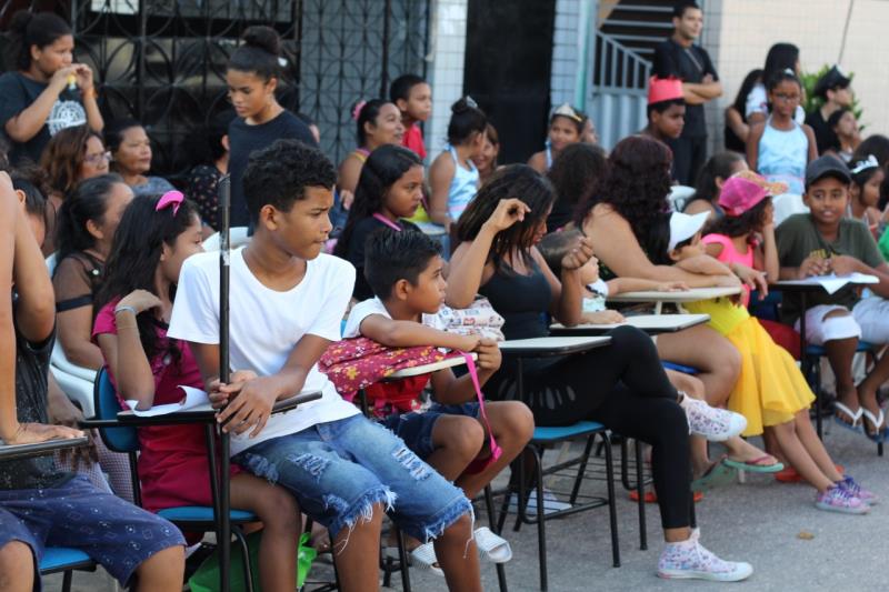 Projeto de incentivo à leitura realiza atividades no mês da consciência negra