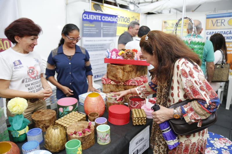 Prefeitura presta serviços e orientações na 5ª Feira do Artesanato Paraense