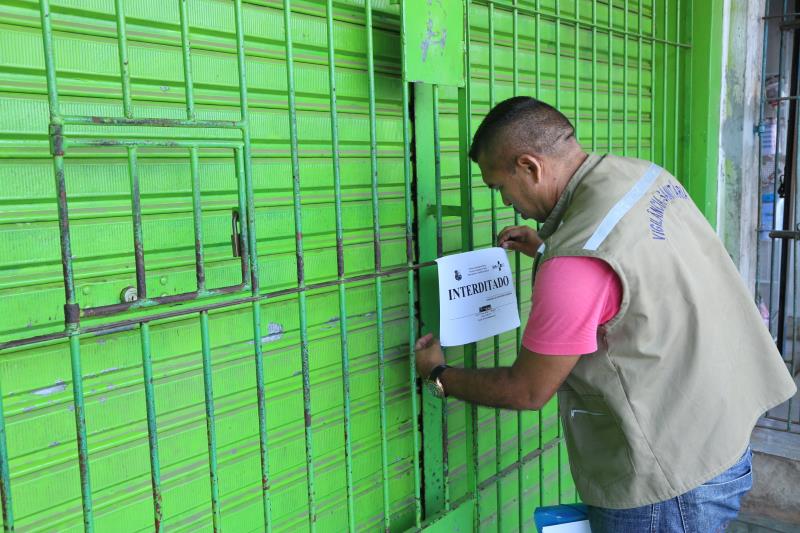 Operação da Devisa apreende milhares de medicamentos e interdita quatro farmácias
