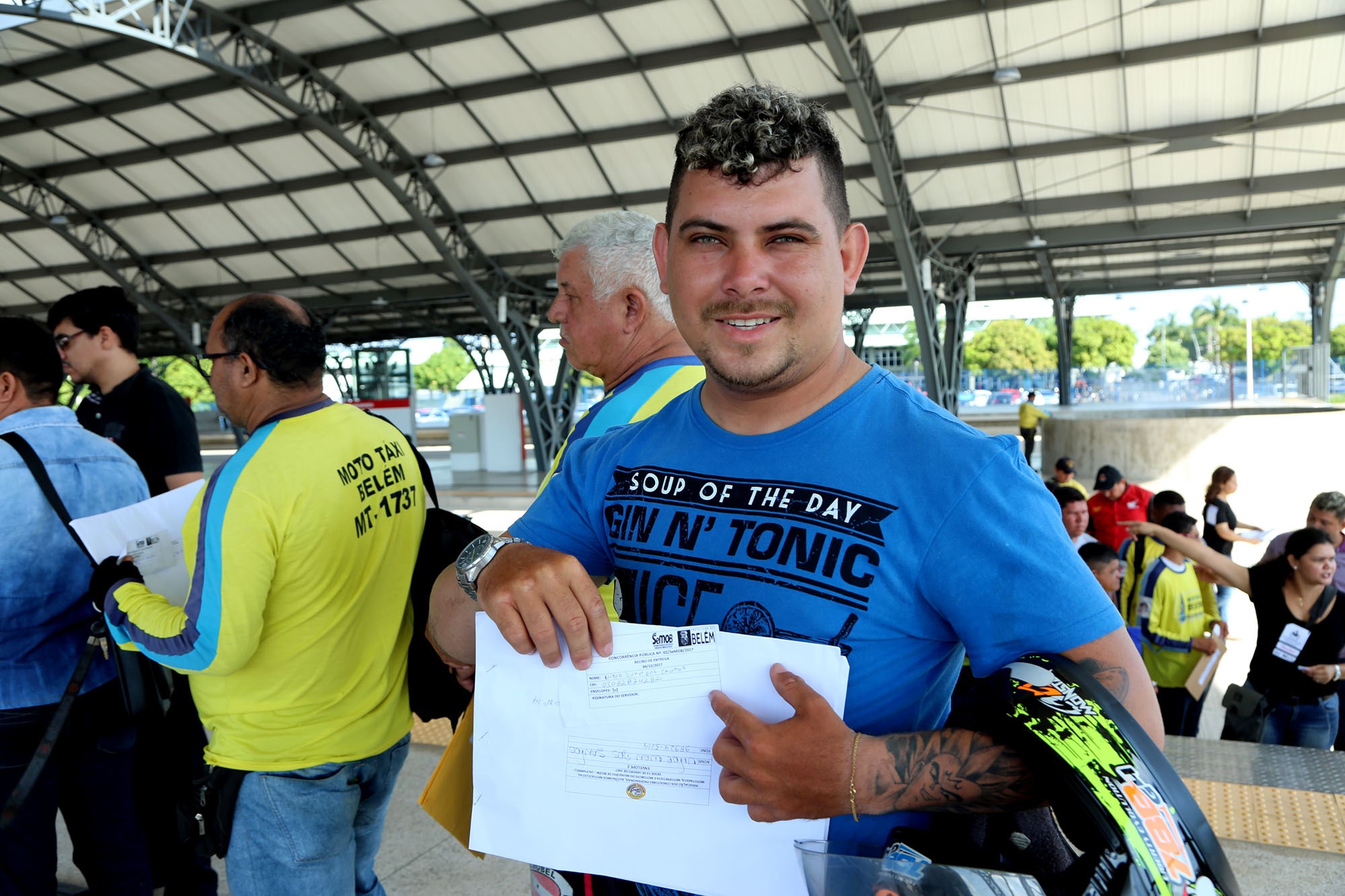 Semob recebe documentos de mototaxistas para nova licitação