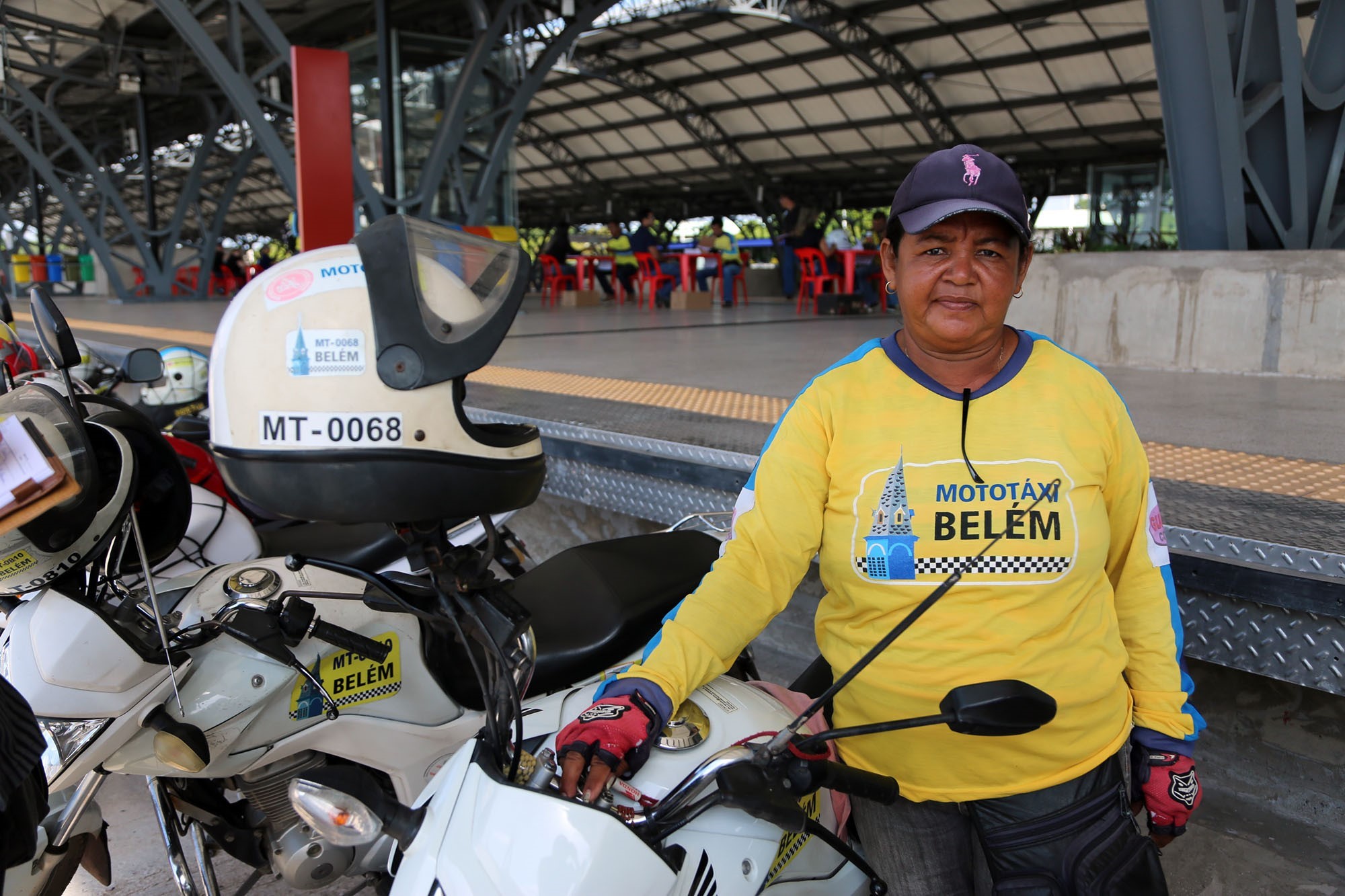 Semob recebe documentos de mototaxistas para nova licitação