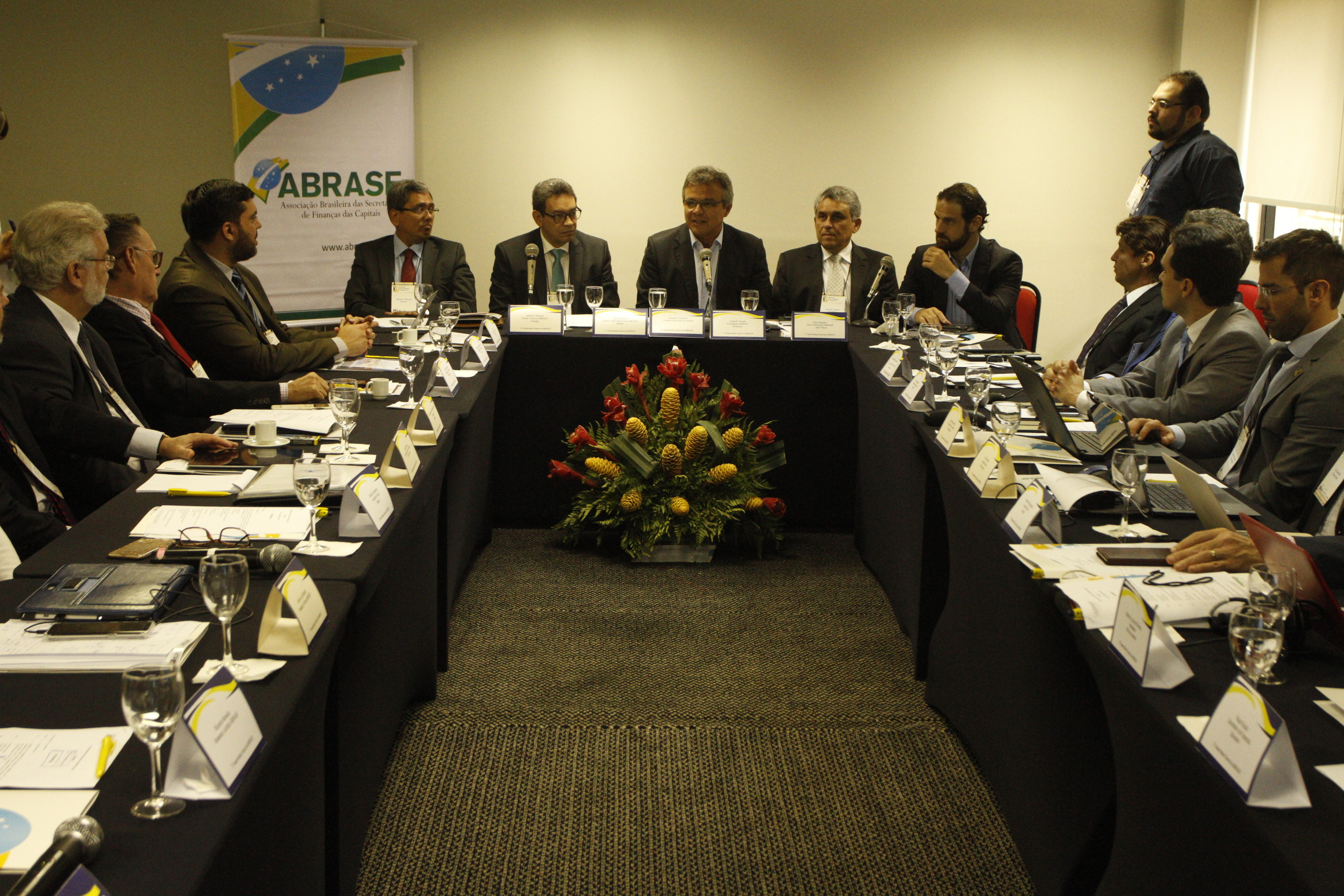 Secretários municipais de Finanças discutem reformas e gestão de tributos 