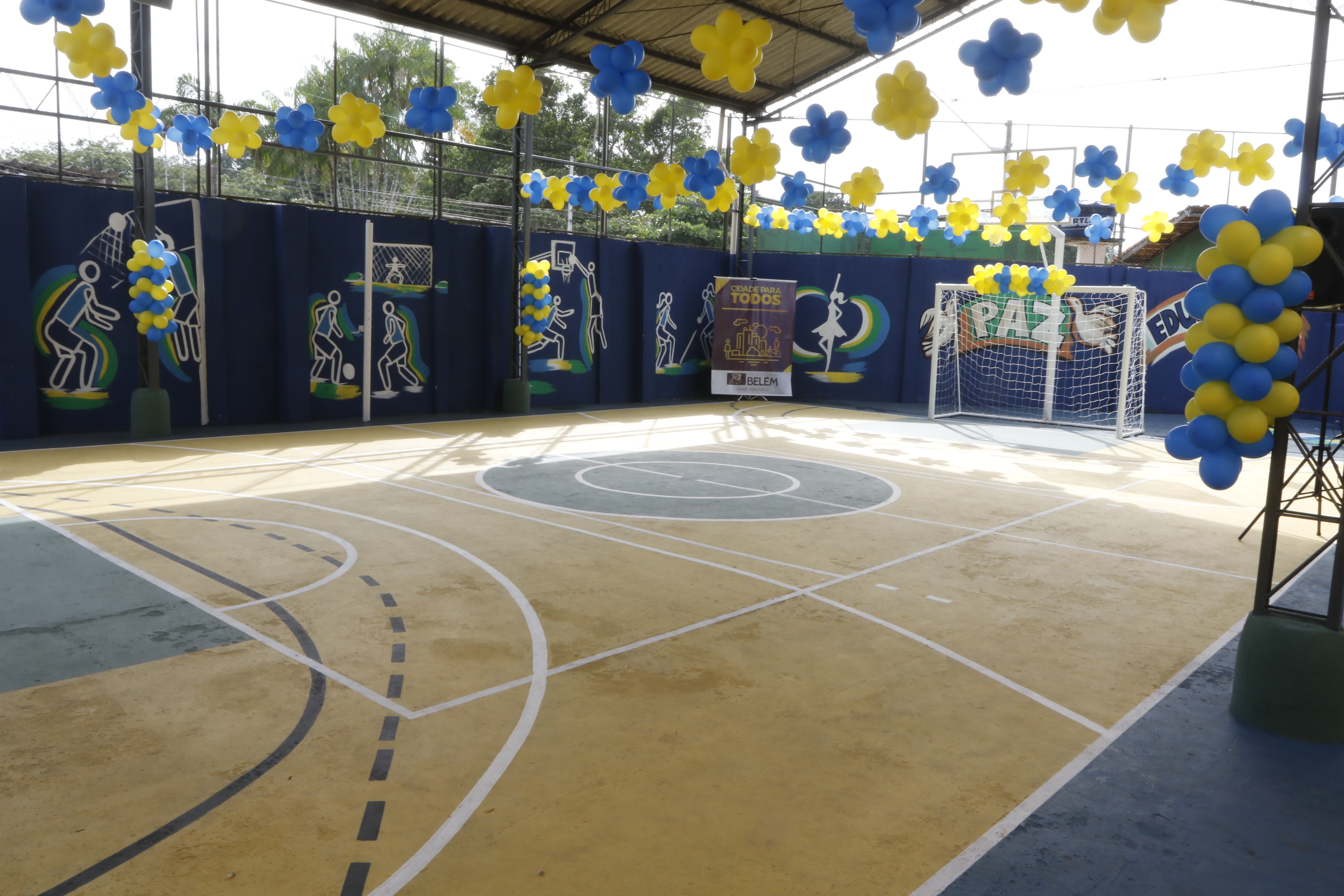 Bairro do Marco recebe escola revitalizada e com salas climatizadas