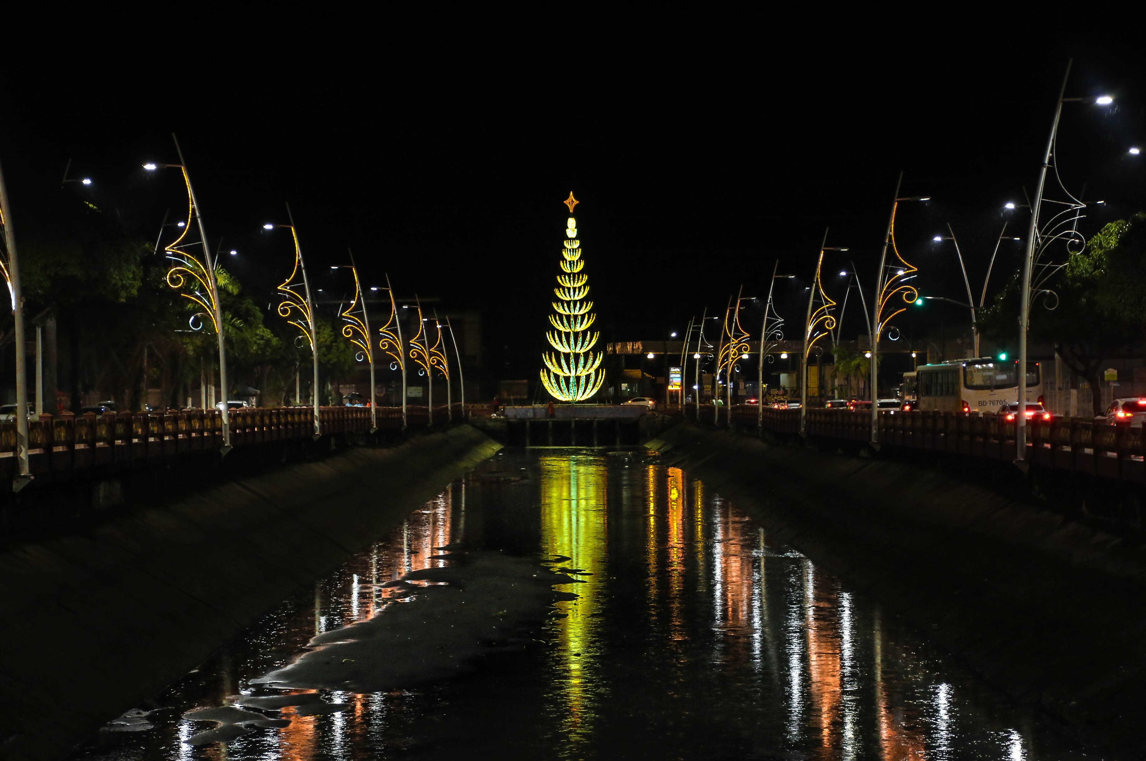 Decoração temática torna Belém mais bonita nas festas de fim de ano