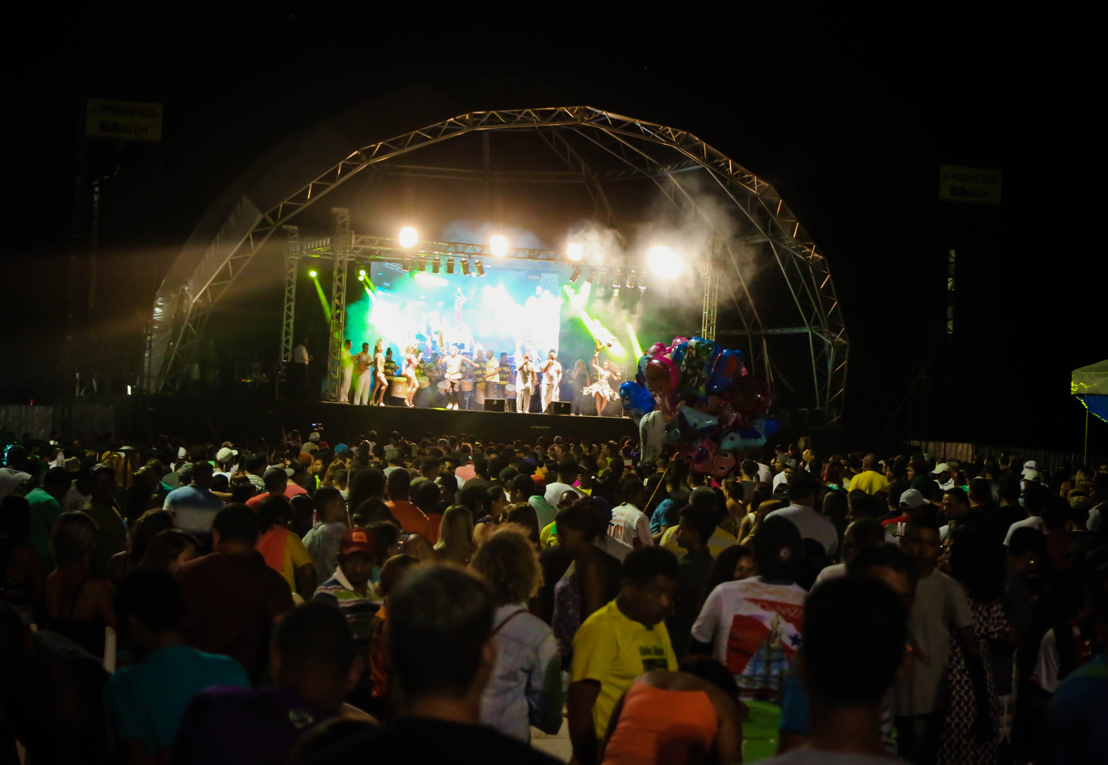 Grupos regionais deram o tom da festa de 402 anos de Belém, no Portal da Amazônia