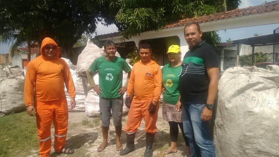 Parceria entre catadores e poder público incentiva coletiva seletiva em Mosqueiro