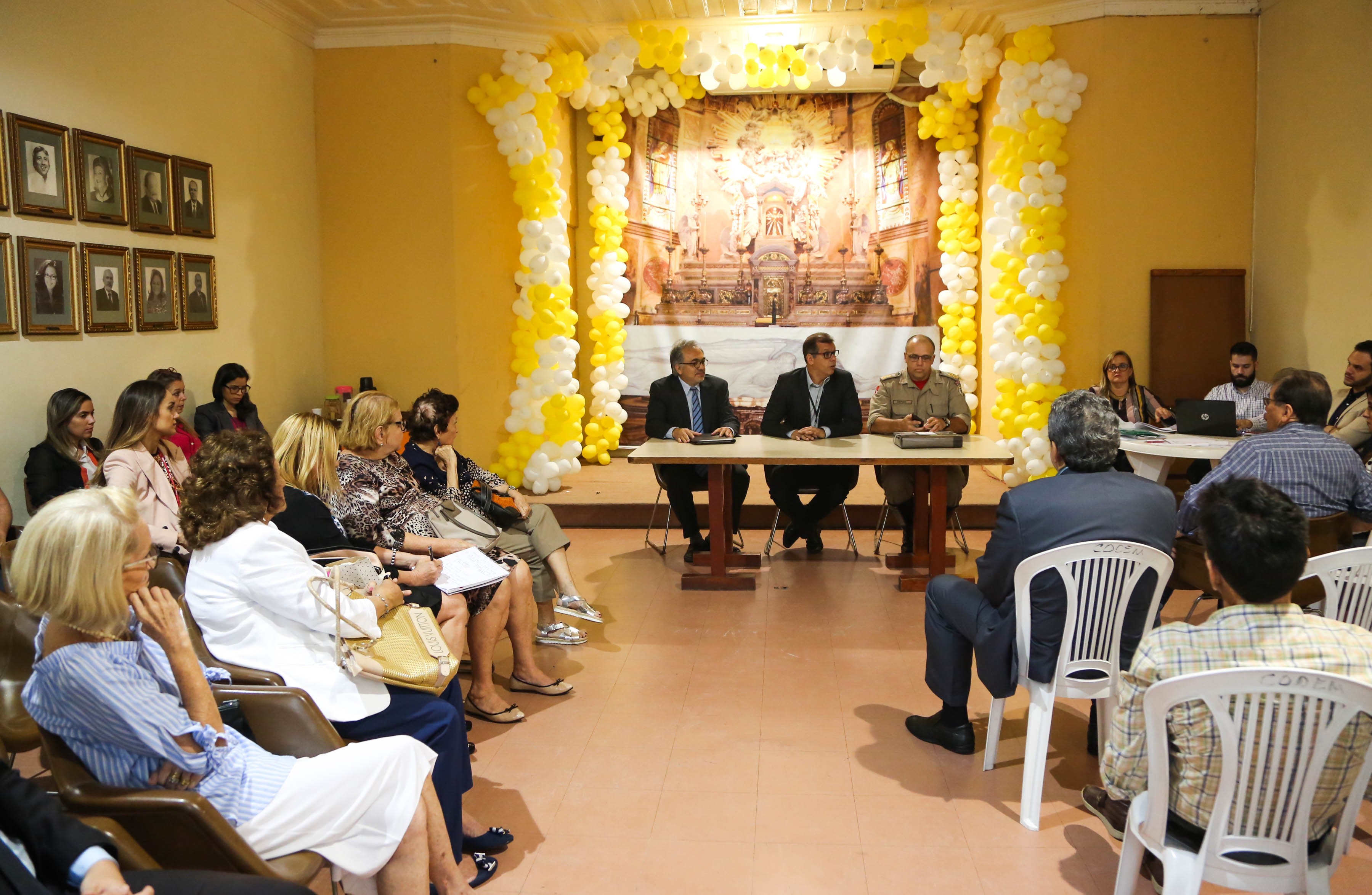 Prefeitura reúne com herdeiros de imóveis do bloco B do prédio da Assembleia Paraense