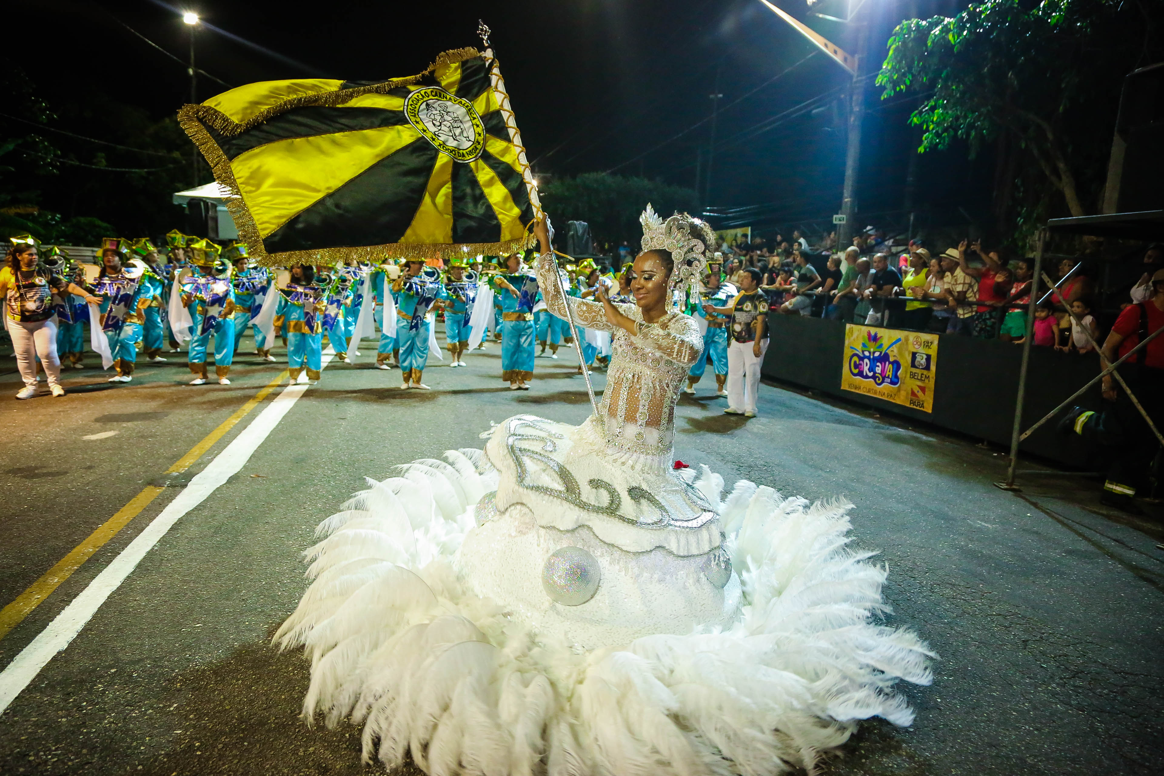 Equipes da Prefeitura de Belém garantem tranquilidade à segunda noite de Carnaval