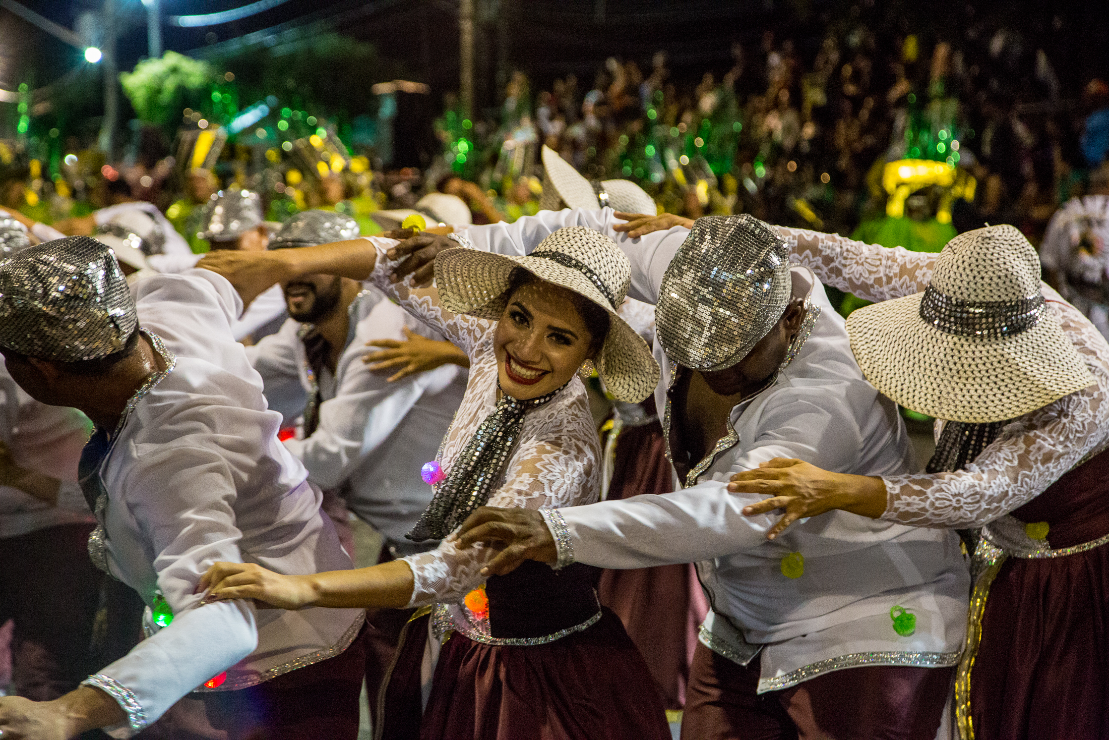 Escolas do Grupo 1 empolgam o público no desfile oficial do Carnaval 2018