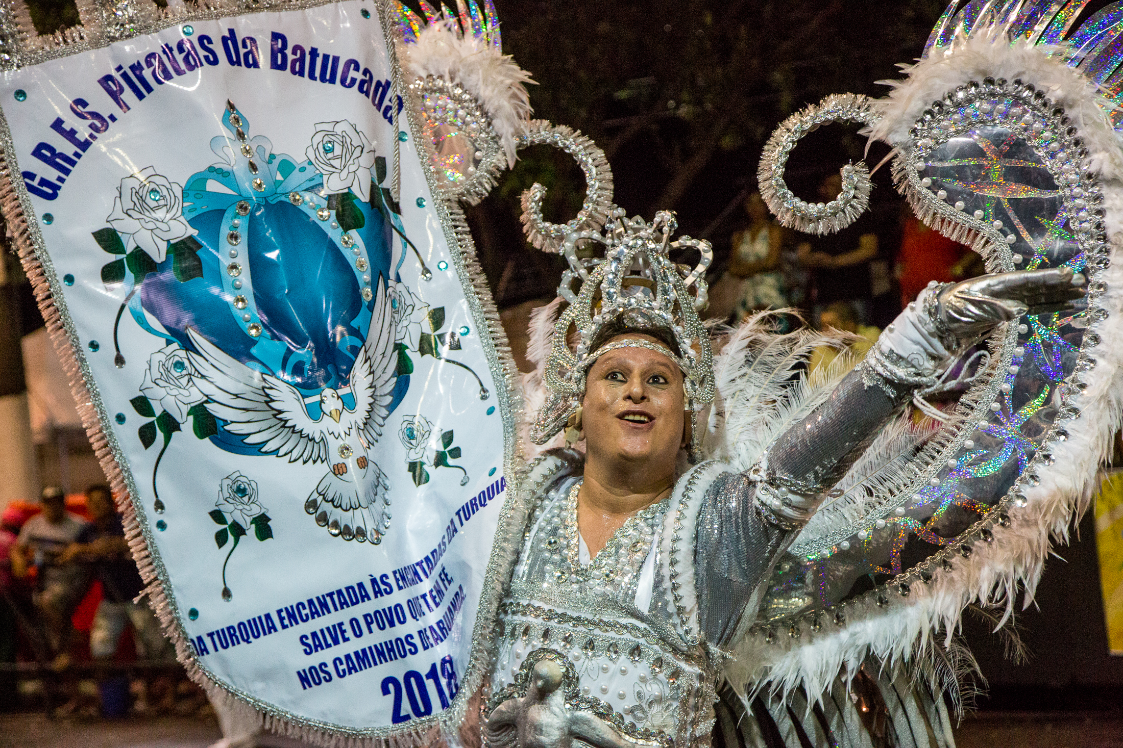 Escolas do Grupo 1 empolgam o público no desfile oficial do Carnaval 2018