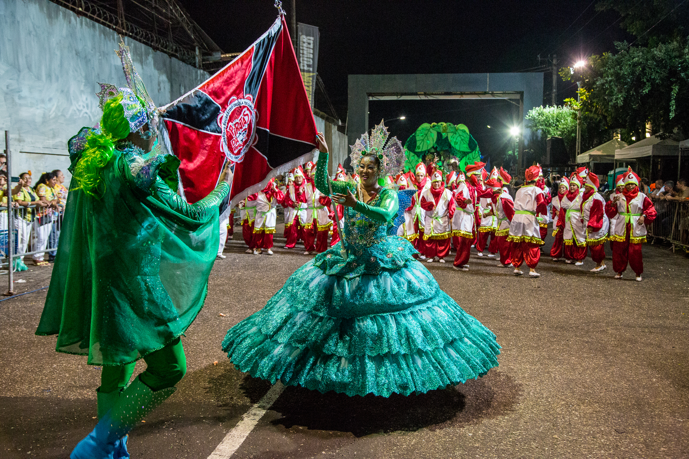 Escolas do Grupo 1 empolgam o público no desfile oficial do Carnaval 2018