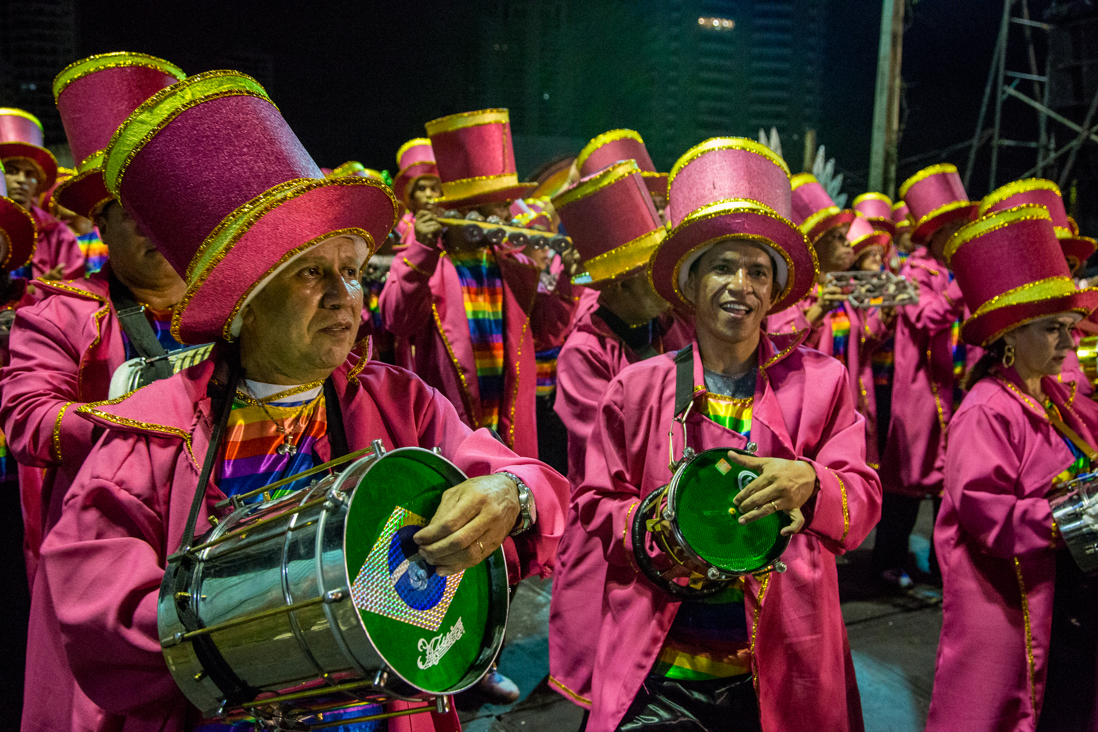 Escolas do Grupo 1 empolgam o público no desfile oficial do Carnaval 2018