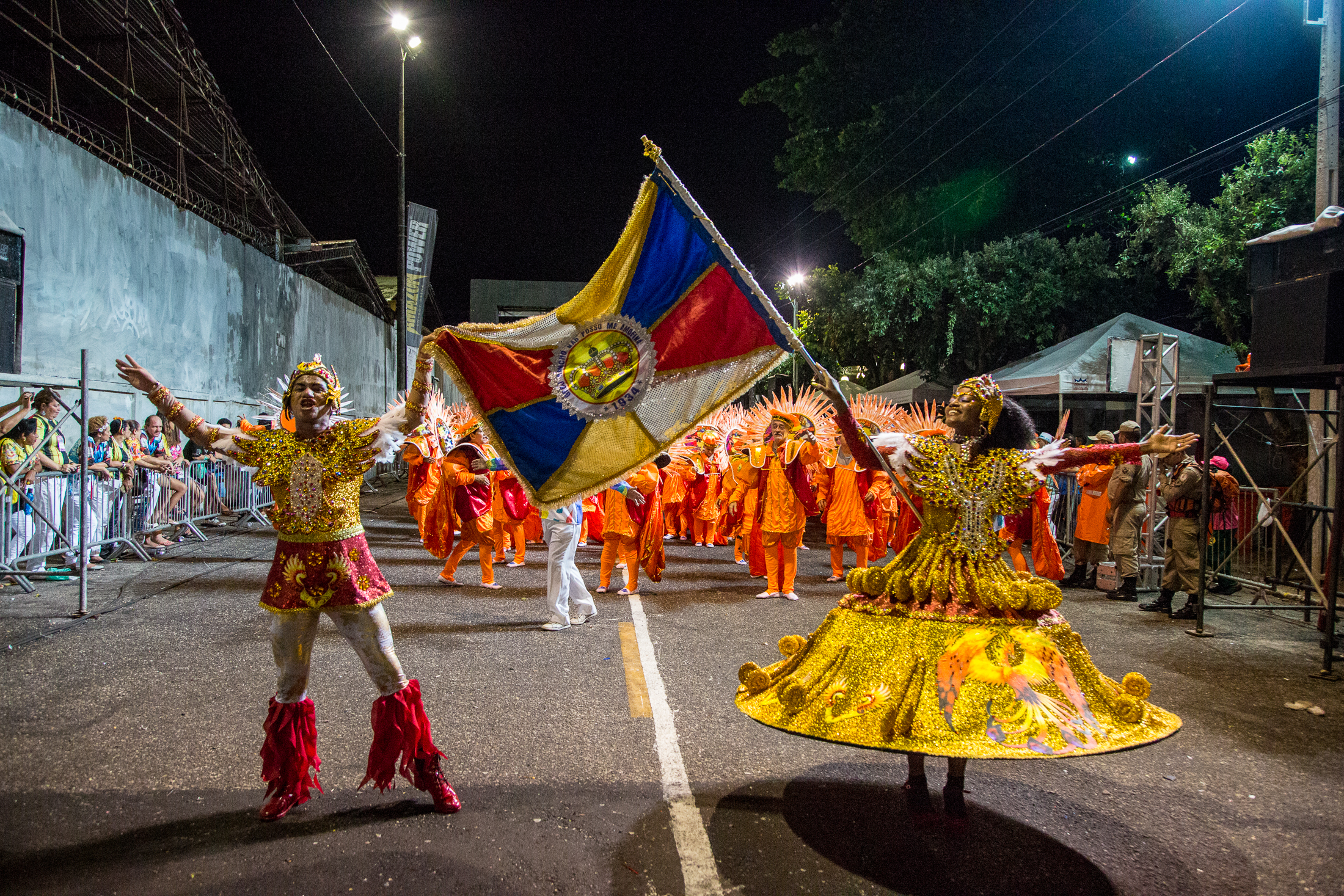 Escolas do Grupo 1 empolgam o público no desfile oficial do Carnaval 2018