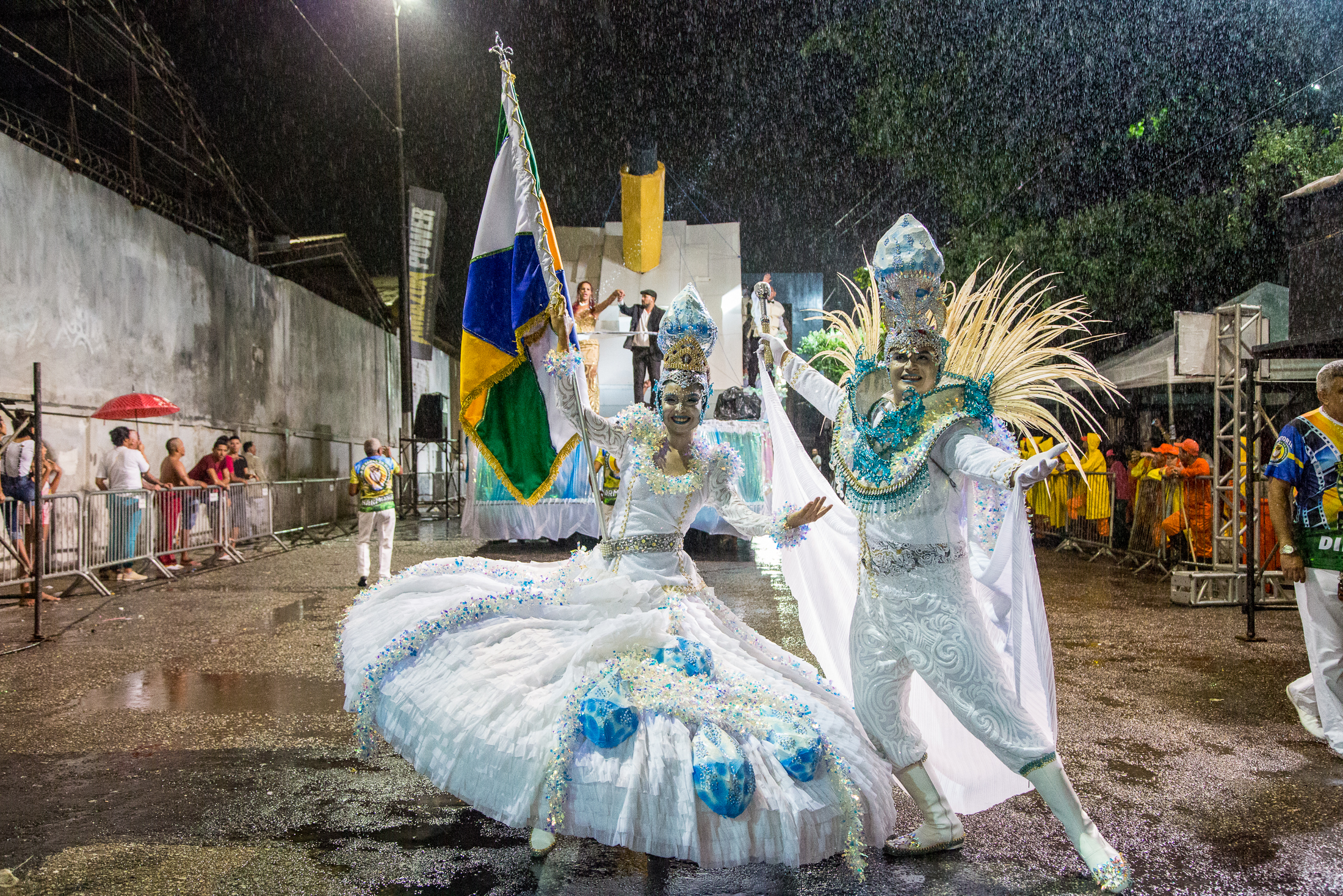 Escolas do Grupo 1 empolgam o público no desfile oficial do Carnaval 2018