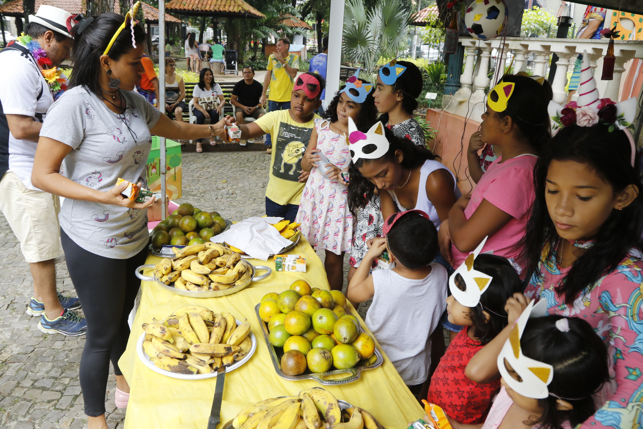 “Carnambiental” leva diversão e educação para a criançada