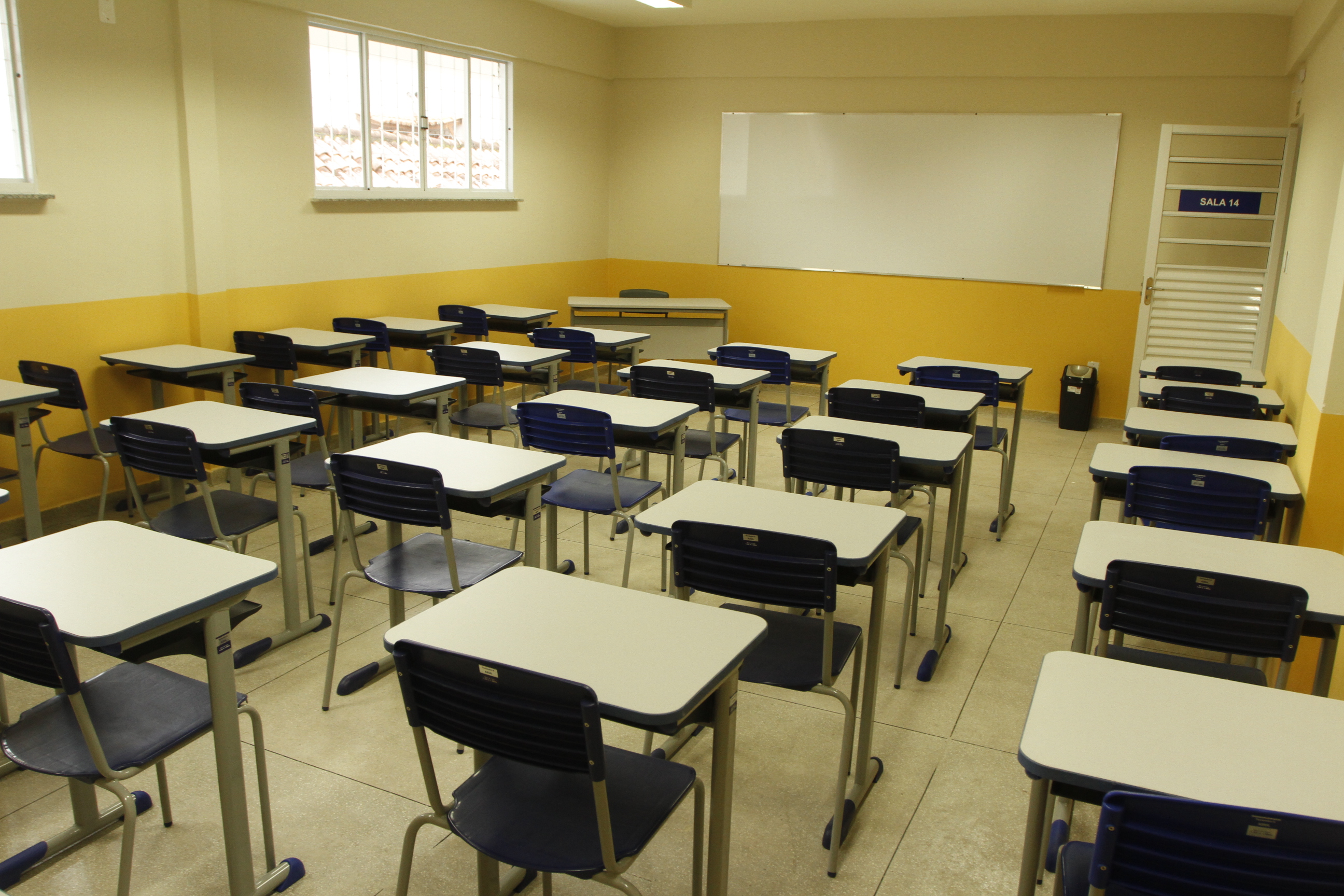 Nova escola Manuela Freitas abre mais de mil vagas na rede municipal