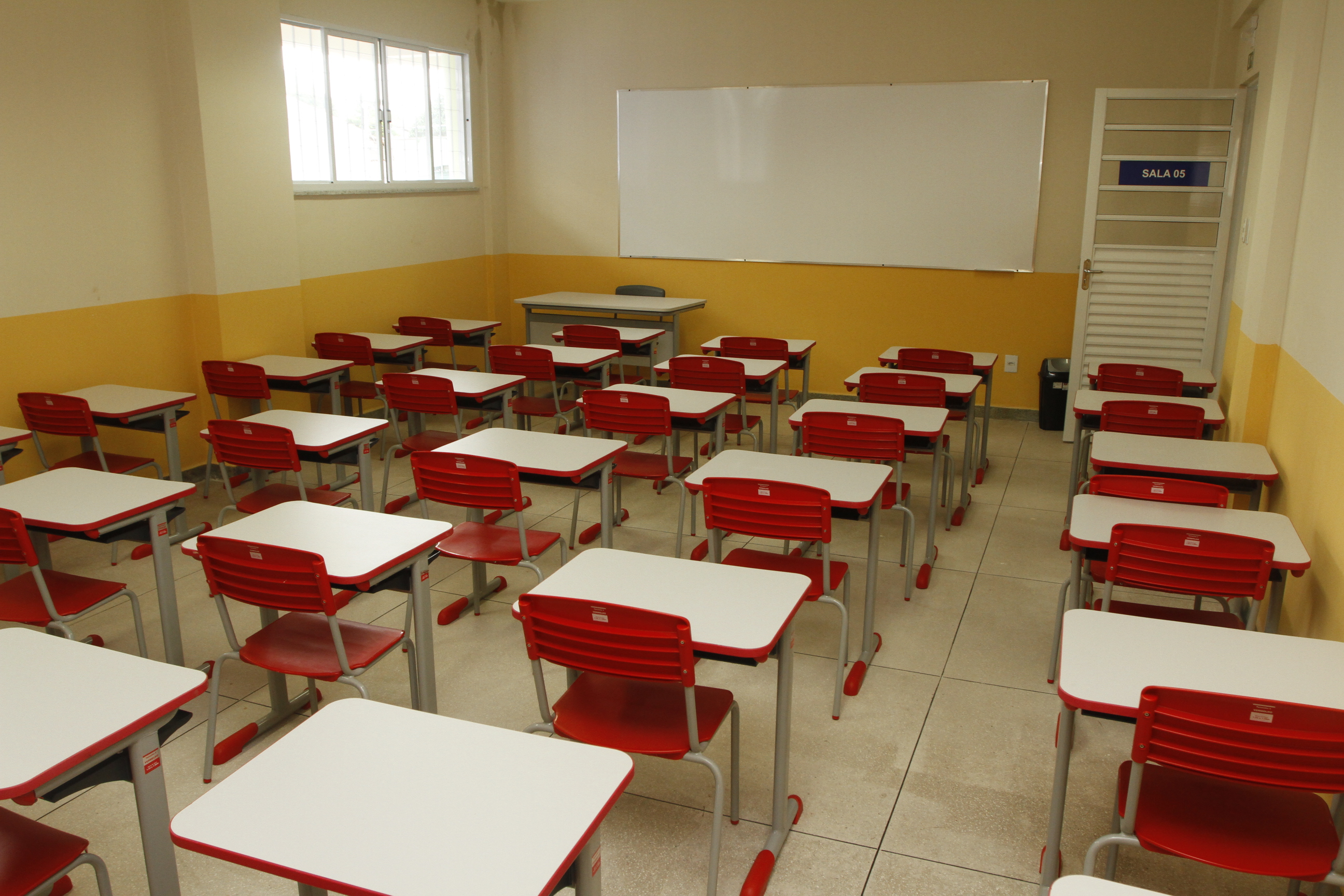 Nova escola Manuela Freitas abre mais de mil vagas na rede municipal