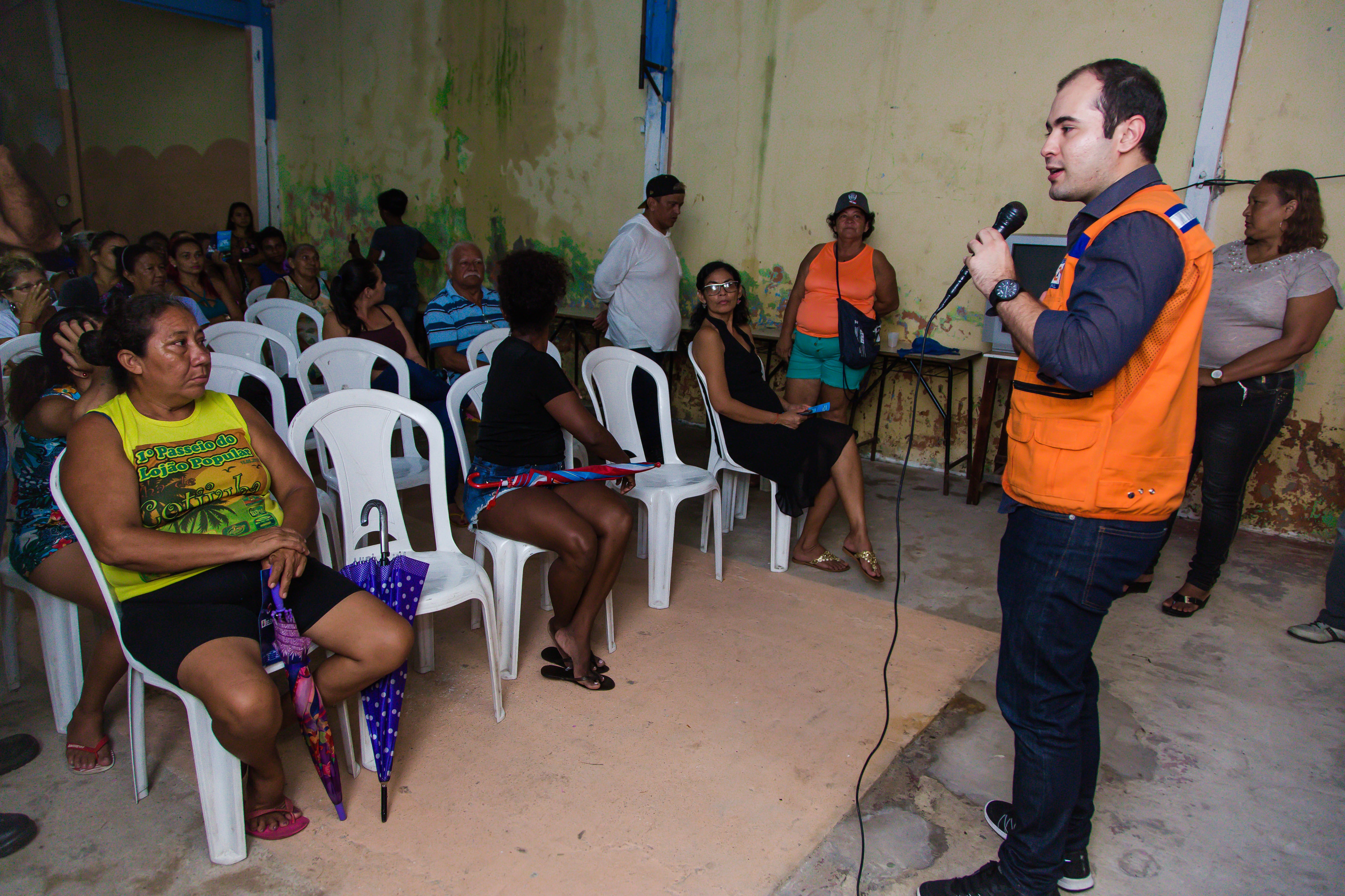 Prefeitura orienta moradores da Pedreira sobre como agir em caso de enchentes