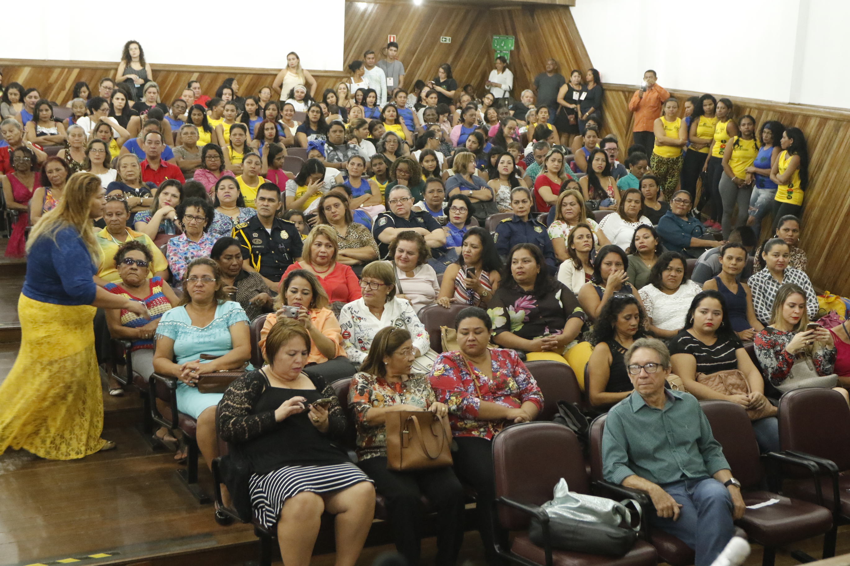 Prefeitura promove ações em vários bairros de Belém no Dia Internacional da Mulher