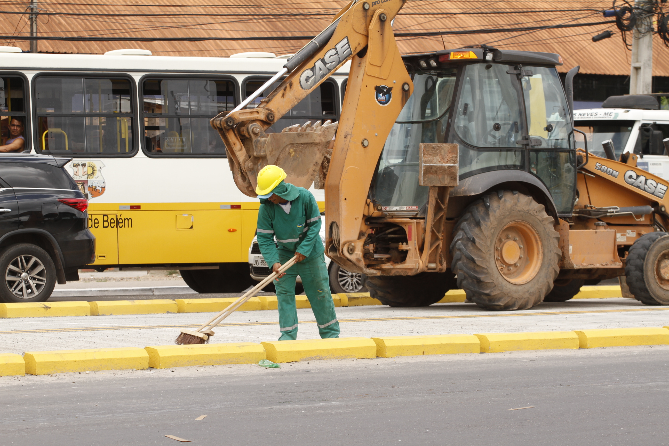 Trânsito sobre o novo elevado da avenida Augusto Montenegro é liberado