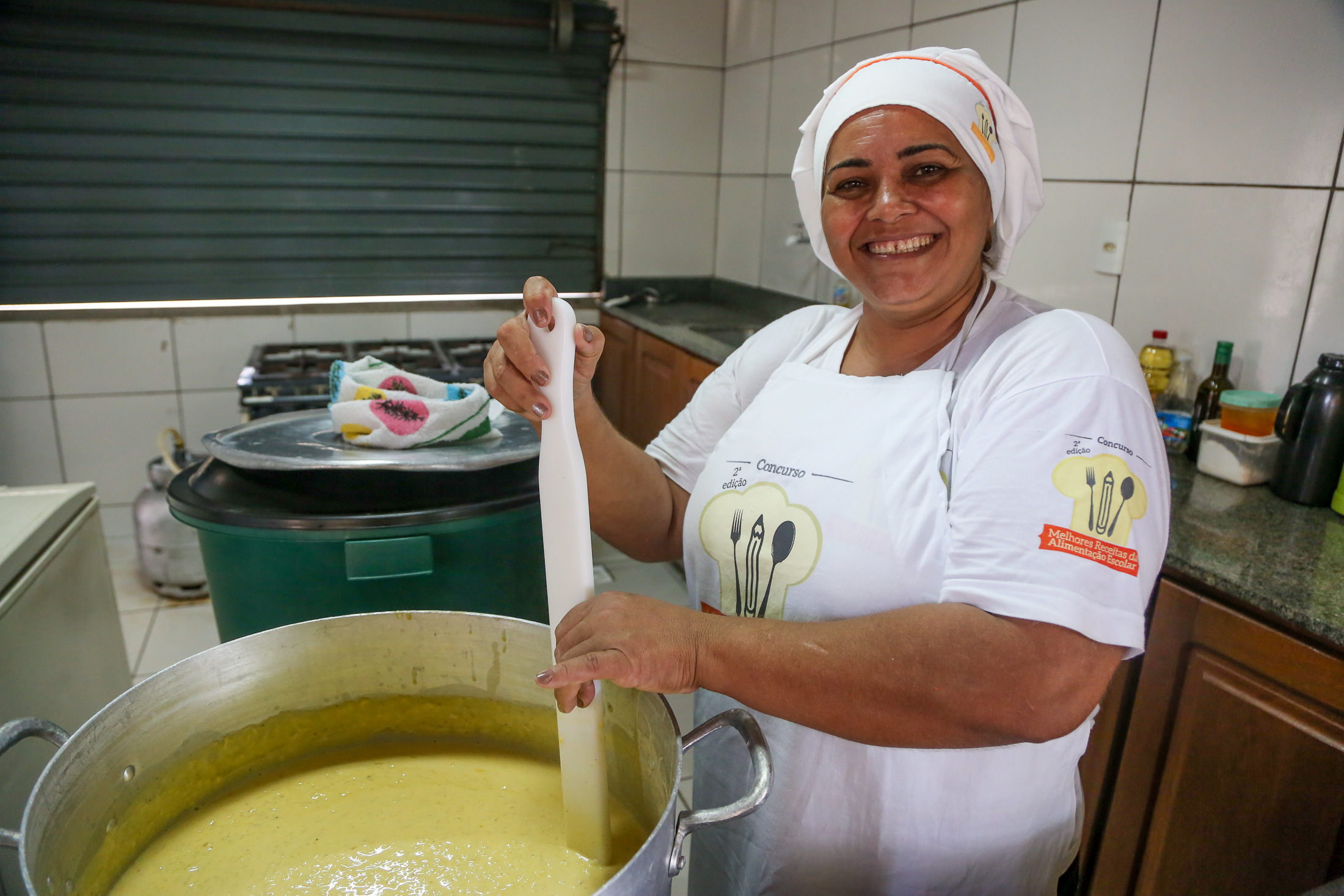 Cerca de 180 merendeiros participam de curso de manipuladores de alimentos