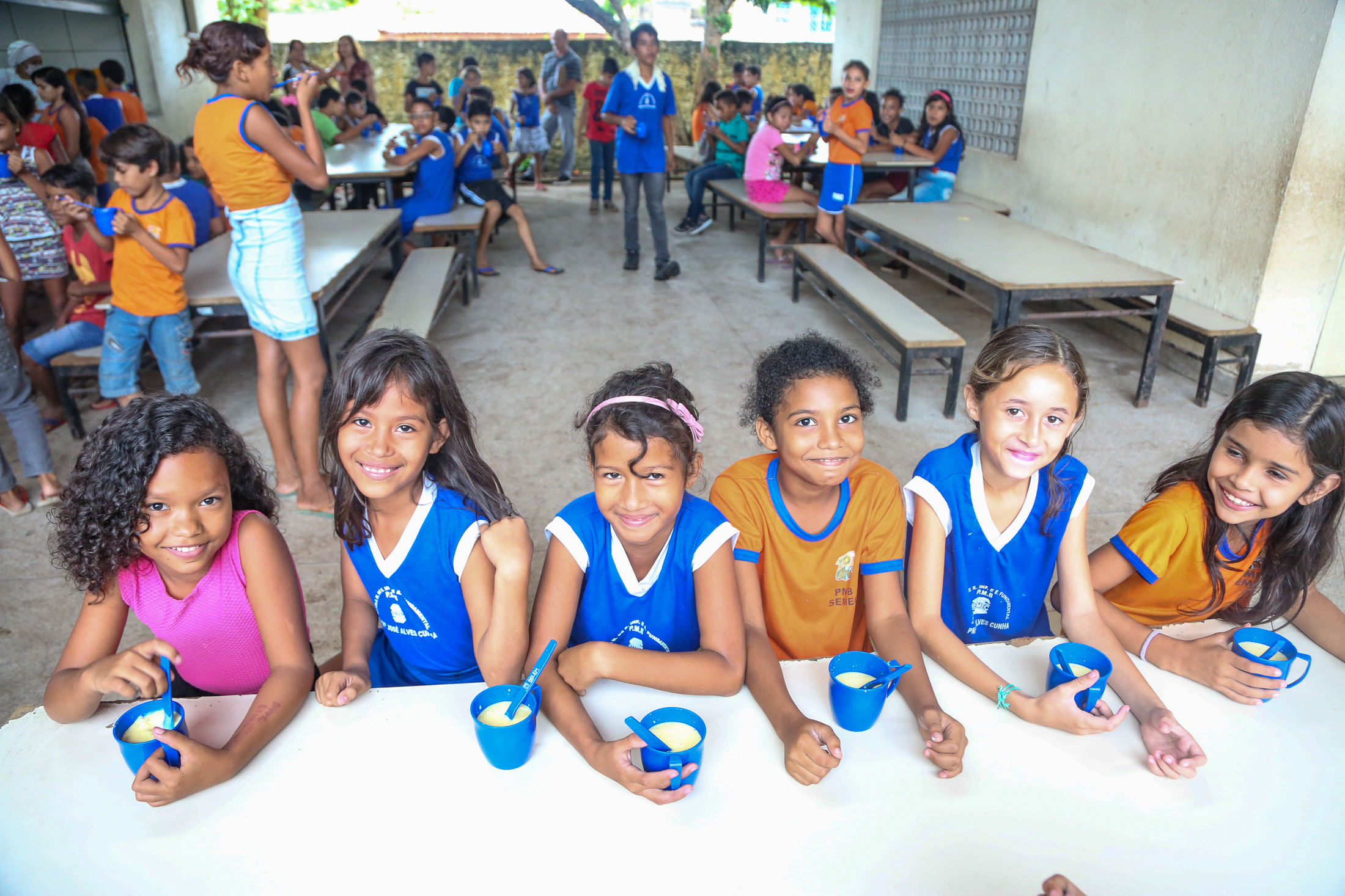Cerca de 180 merendeiros participam de curso de manipuladores de alimentos