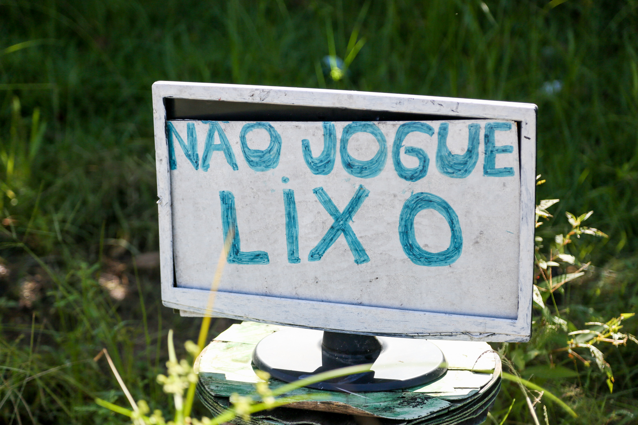 Prefeitura de Belém ajuda moradores da Terra Firme a manter área verde