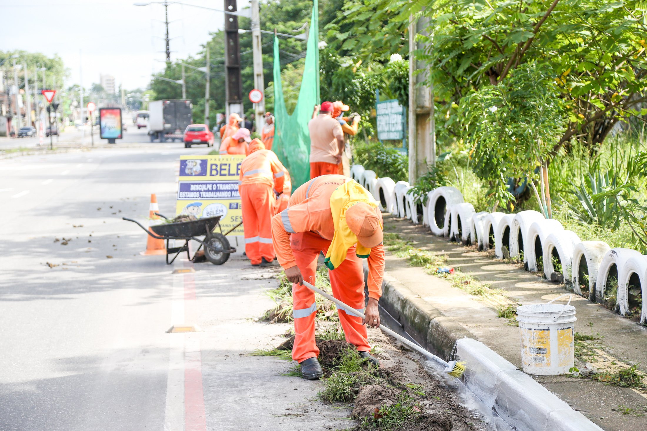 Prefeitura de Belém ajuda moradores da Terra Firme a manter área verde