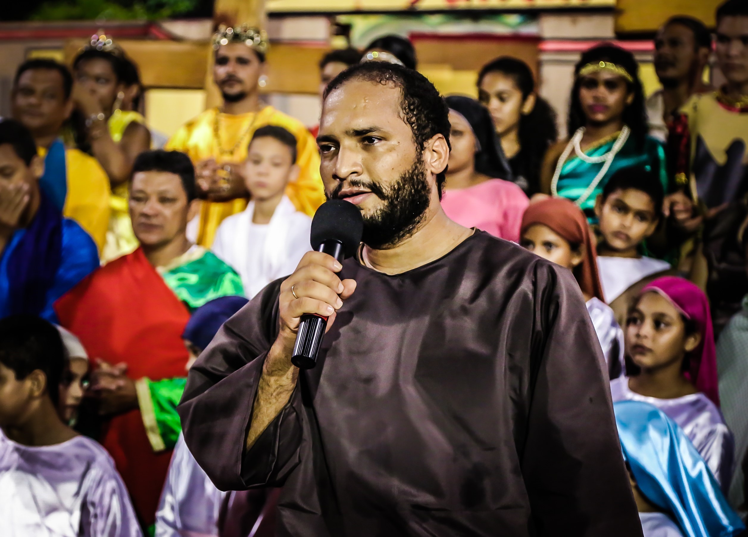 Encenação da Paixão de Cristo emociona moradores da Condor